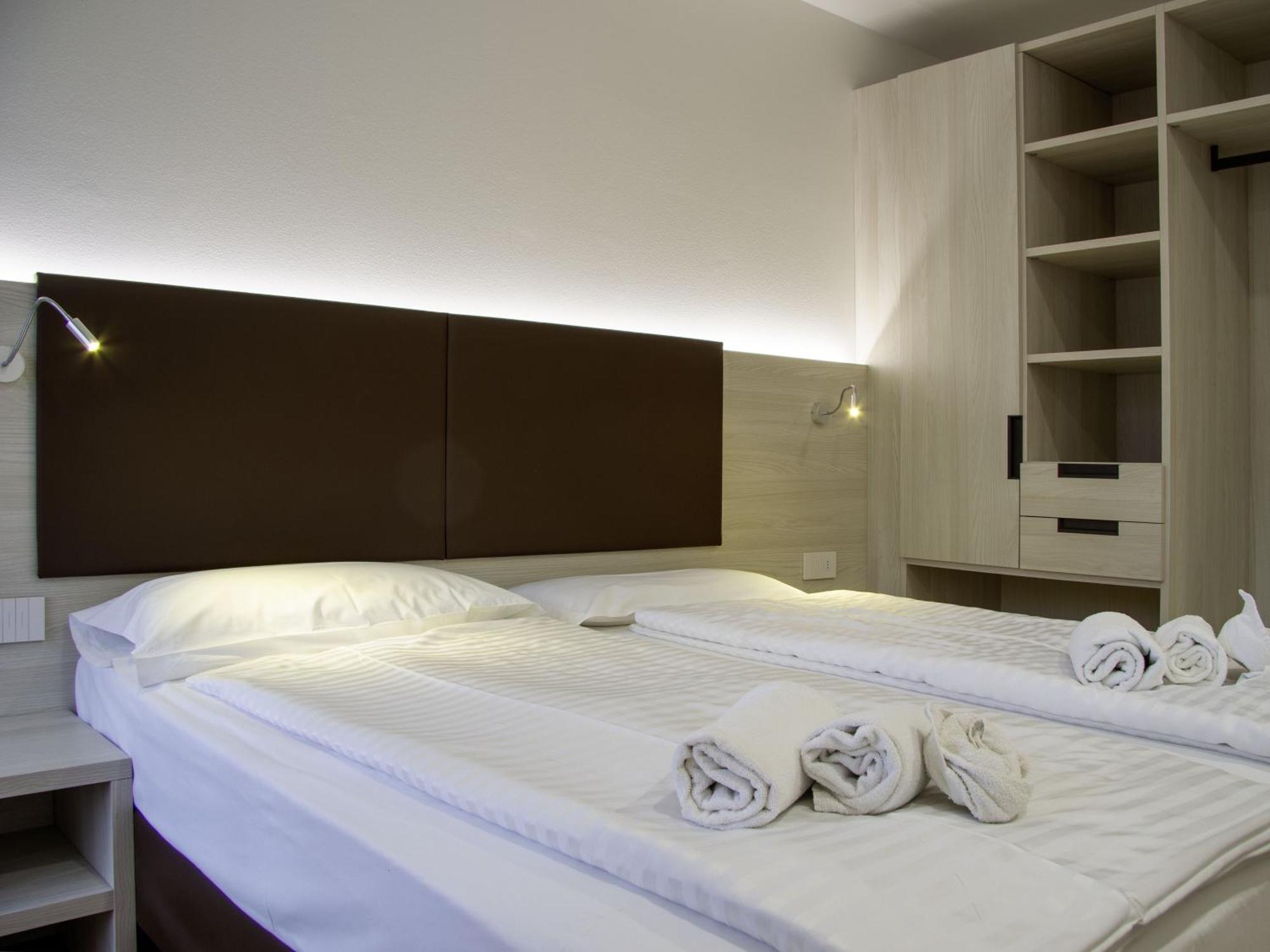 Liz Hotel & Apartments プレダッツォ エクステリア 写真