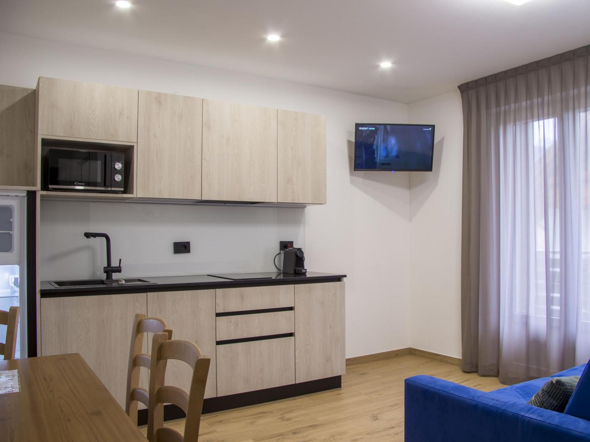 Liz Hotel & Apartments プレダッツォ エクステリア 写真